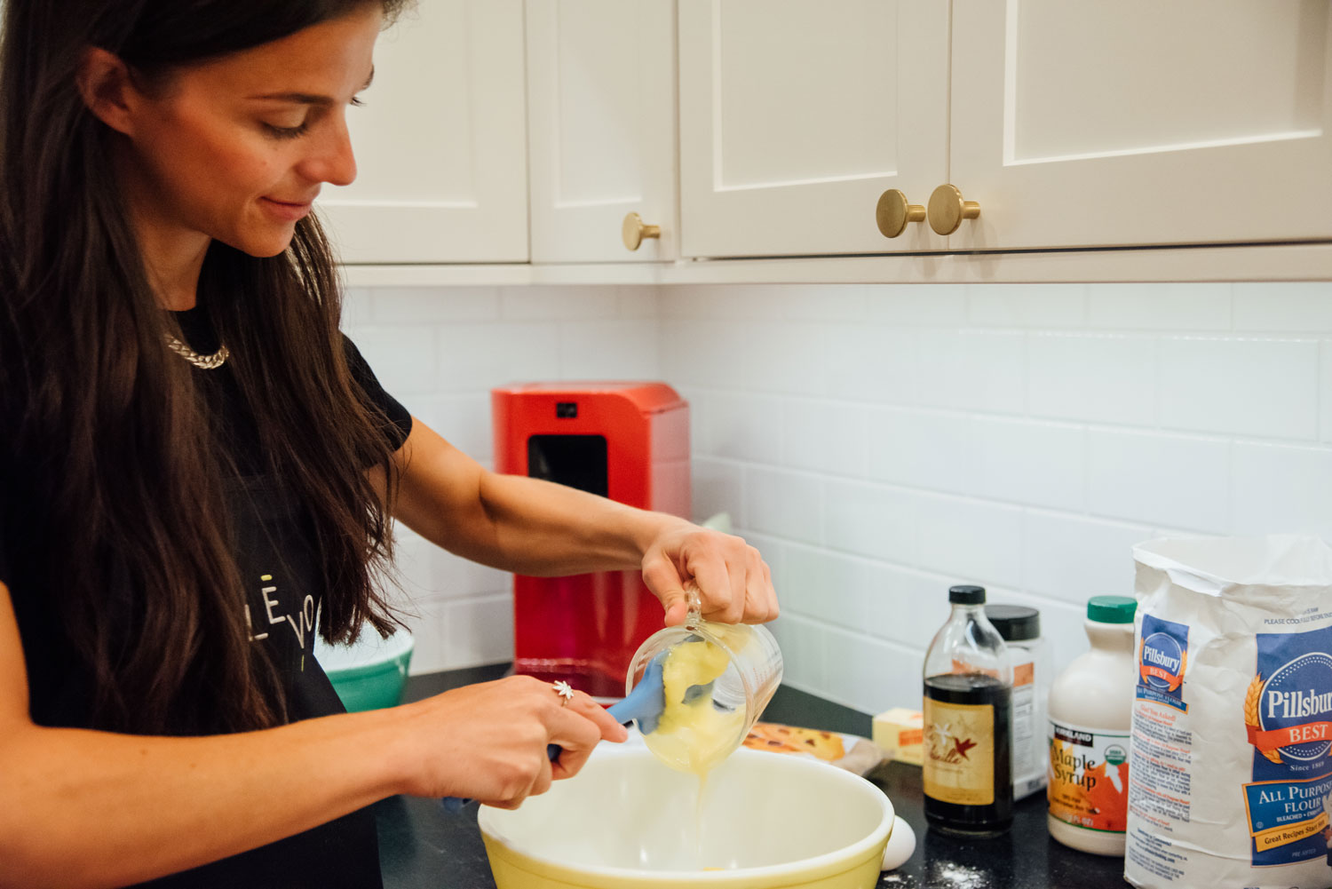 Baking infused Christmas cookies with LEVO